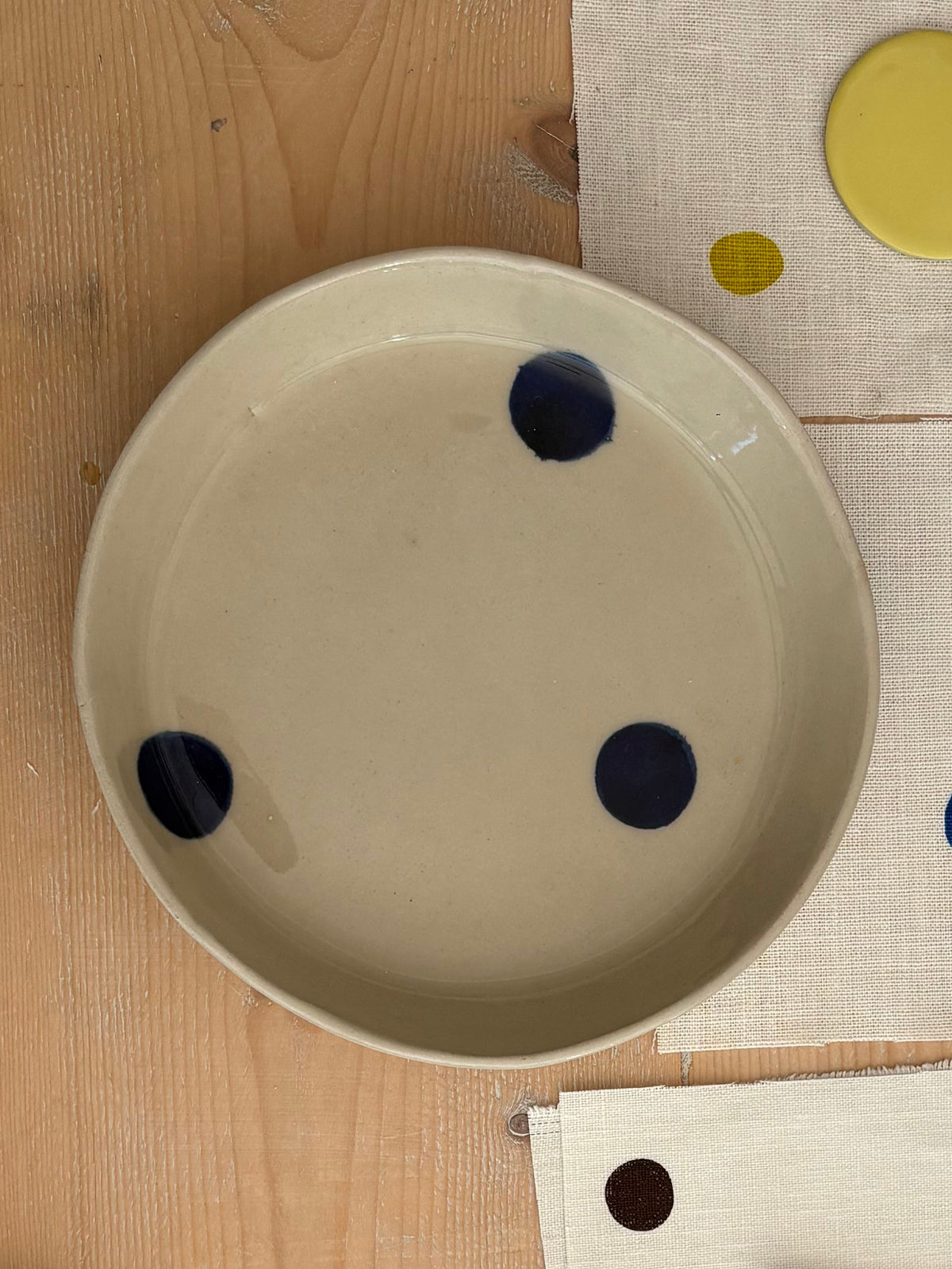 Le Dot Large Dish in Gertain ( Blue )