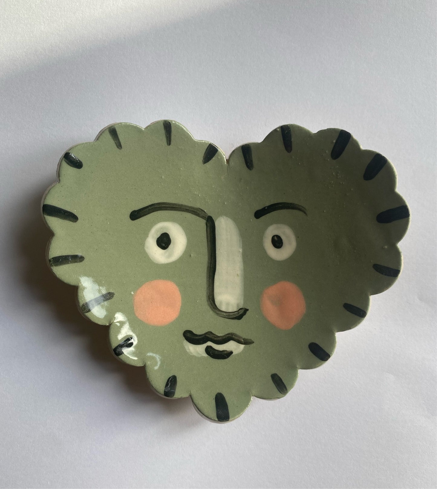 Isolation Face Heart Trinket Dish in Green