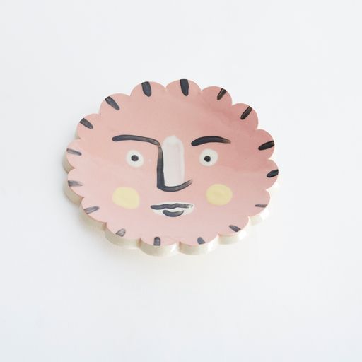 Isolation Face Scalloped Round Trinket Dish Pink