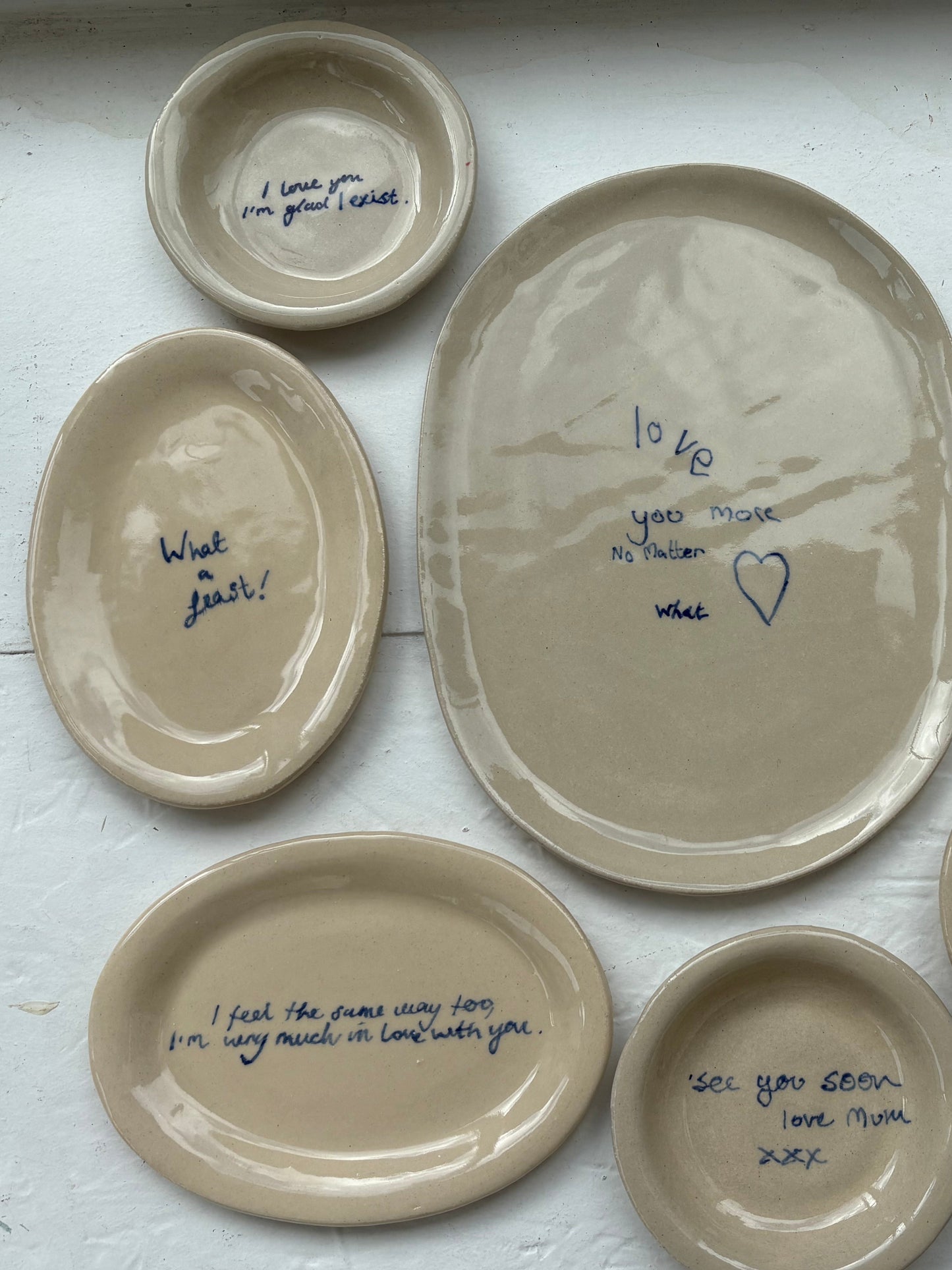 Love notes in Clay - Oval plate