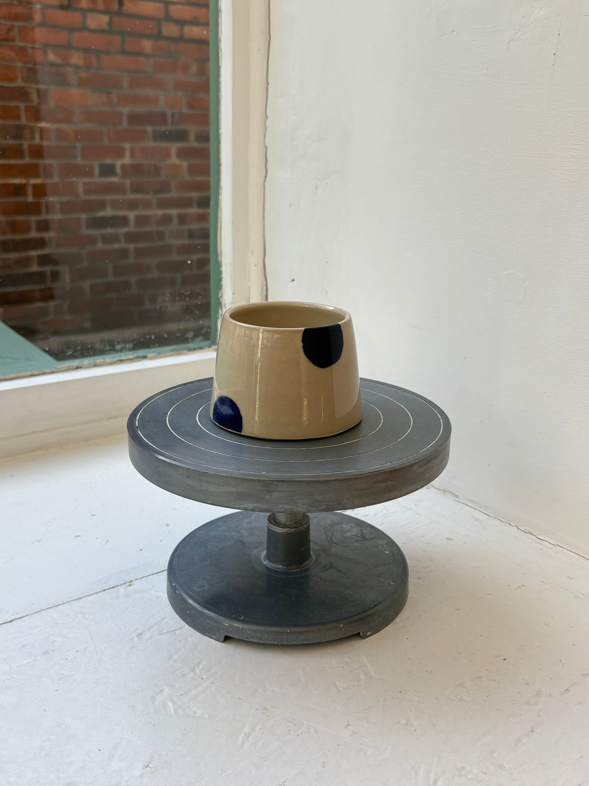 Le Dot Handleless Cup in Gertain ( Blue )