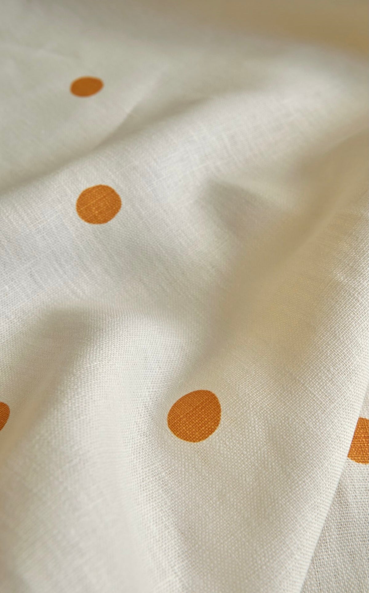 Le Dot Medium Dish in Marigold ( Orange )