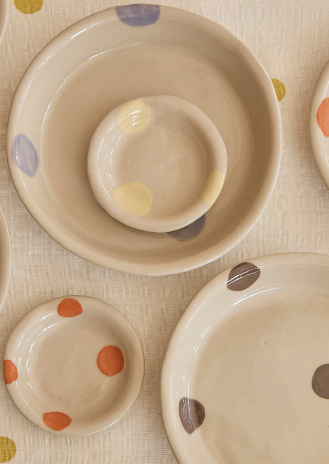 Le Dot Medium Dish in Mayo ( Cream )