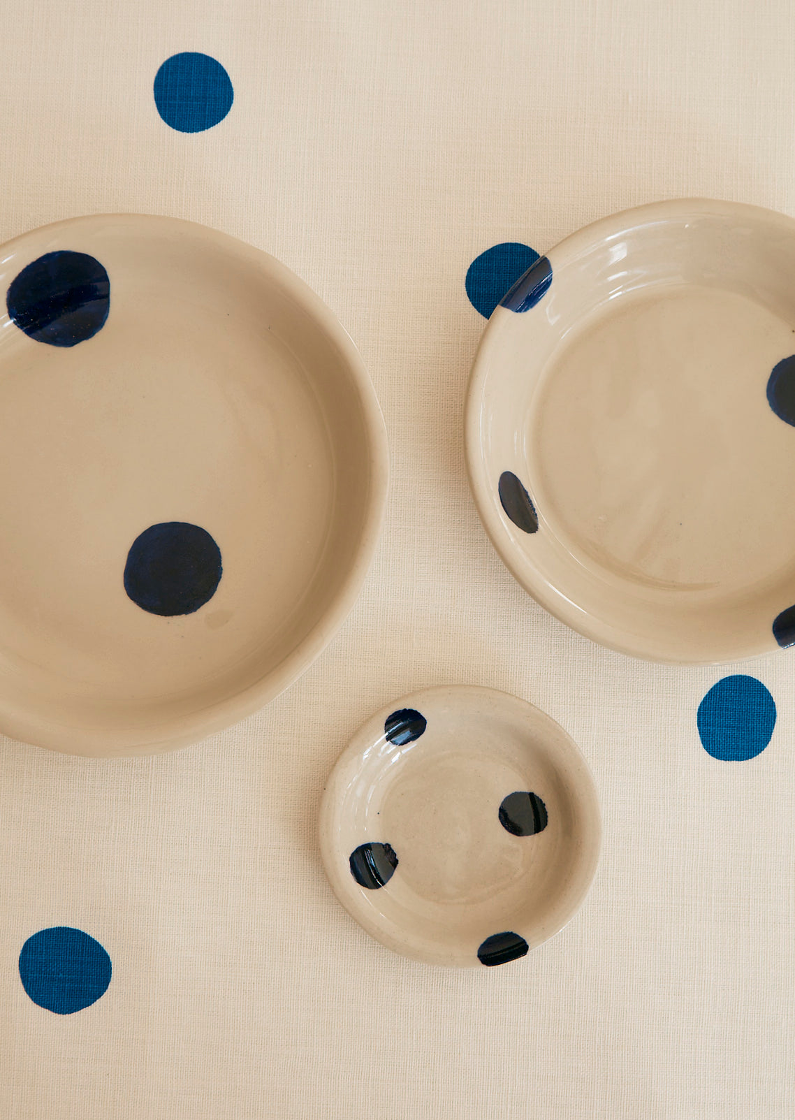 Le Dot Platter in Marigold ( Orange )